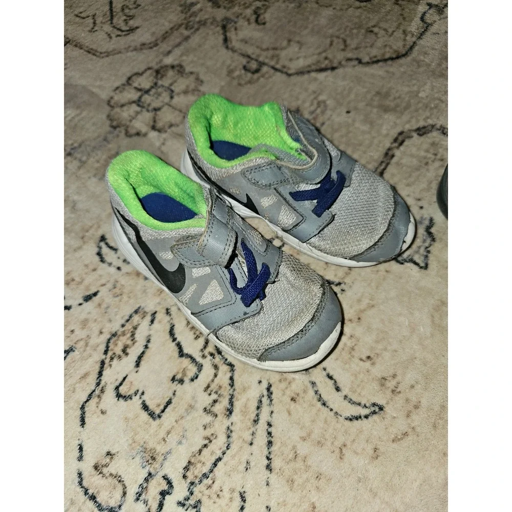 Nike Downshifter 6 Toddler Shoes Size 9C Grey Green Navy 684981-019
